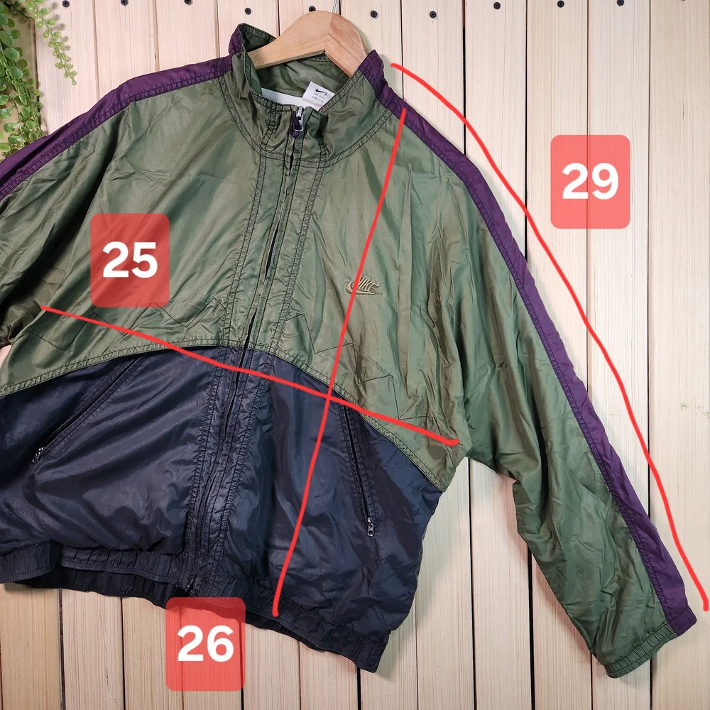 Vintage Nike Windbreaker Men's Green and Black Jacket 90s - Picture 15 of 16